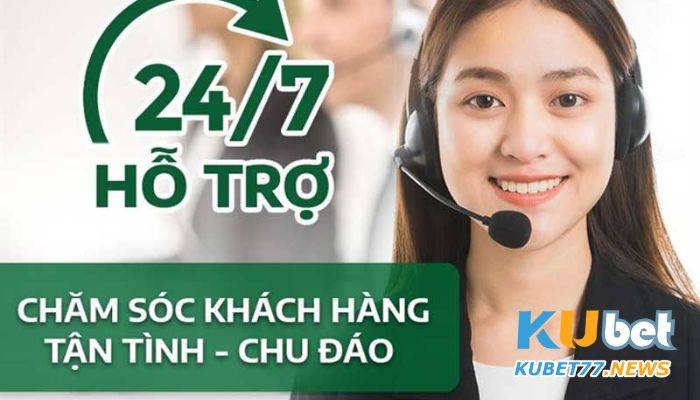 Nhân viên Ku 789 hỗ trợ khách hàng nhiệt tình